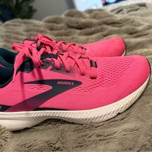 Brooks Women's Launch Pink Running Shoes